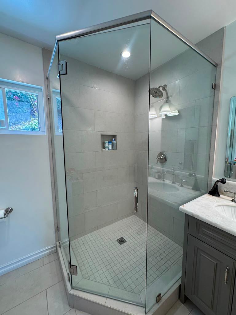 Spotless clean glass shower 2